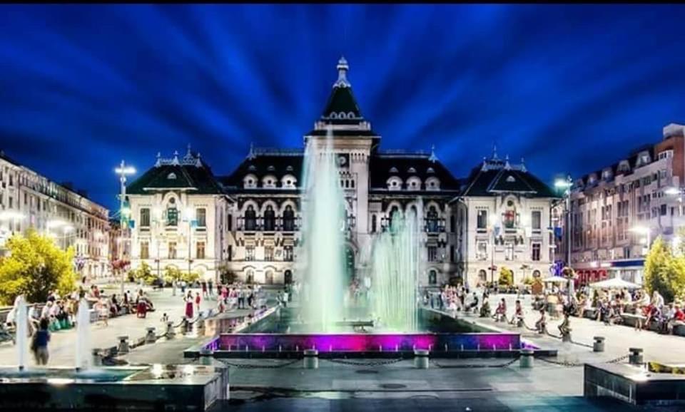 Glamour Ultracentral Крайова Экстерьер фото